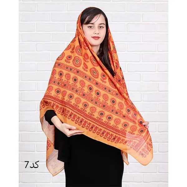 روسری سبک و خنک طرح سنتی طرح آفتابگردان با رنگ بندی جذاب | فروشکده